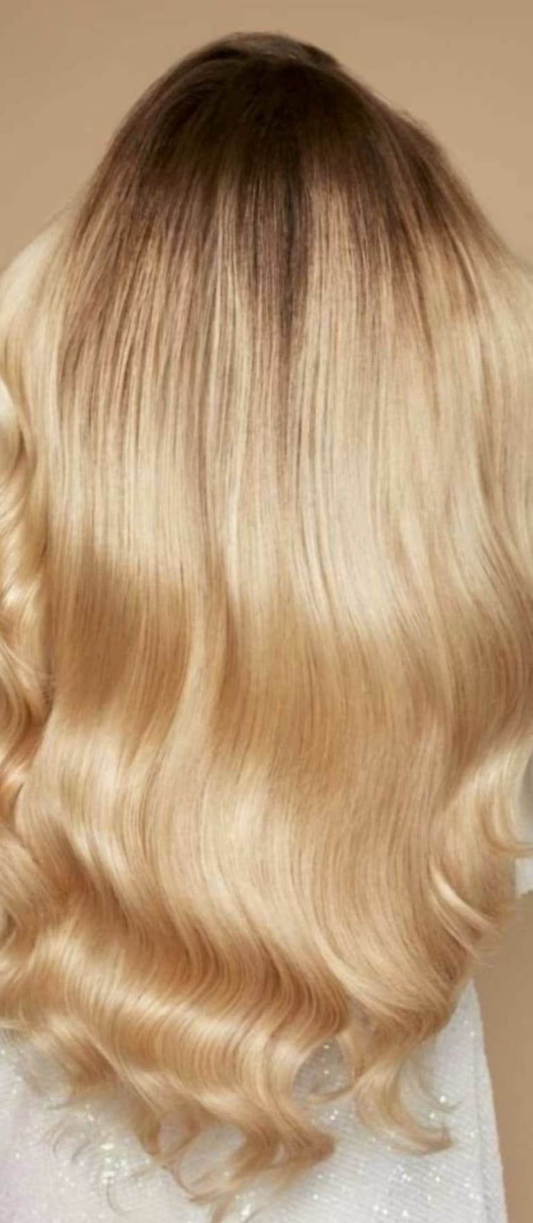 Hairdreams Haare in einem natürlich aussehenden Blond